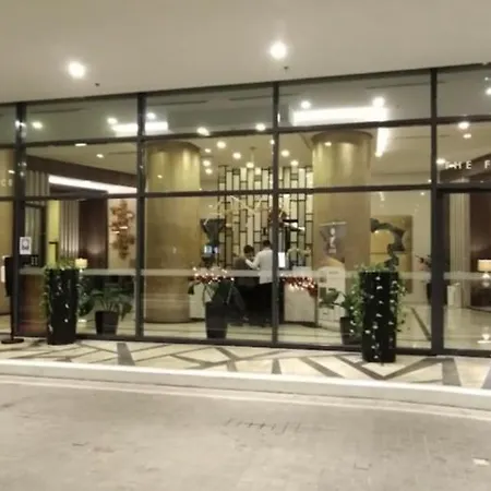 Grand Canal Penthouse! Manila Exterior photo